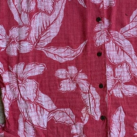 Hawaiian Shirt - Picture 2 of 7
